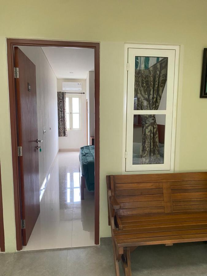 Rumah Pondok Pinang Джакарта Экстерьер фото